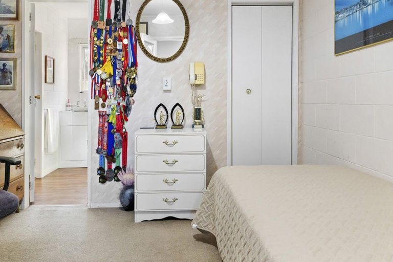 Photo of property in 2/25 Golders Place, Richmond Heights, Taupo, 3330