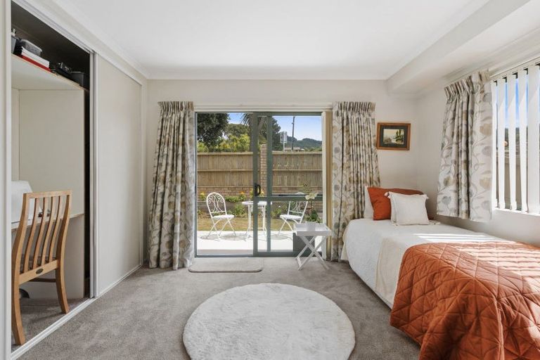 Photo of property in Redwood Village, 10/42 Main Road, Tawa, Wellington, 5028