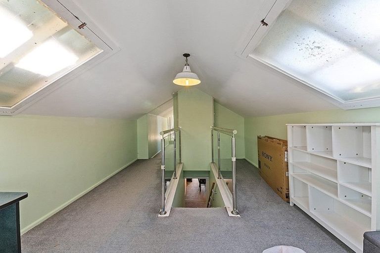 Photo of property in 16 Powell Crescent, Ilam, Christchurch, 8041