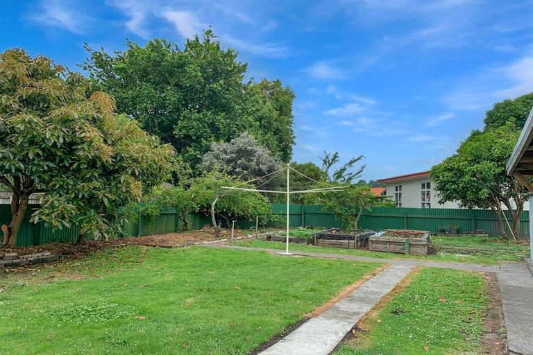 Photo of property in 16 Victory Place, Aramoho, Whanganui, 4500