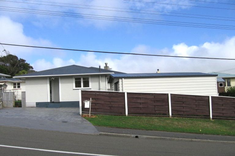 Photo of property in 7 Beazley Avenue, Paparangi, Wellington, 6037