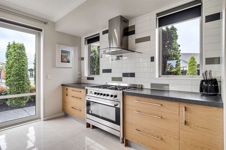 Photo of property in 14 Sovereign Boulevard, Kaiapoi, 7630