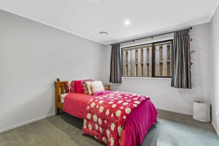 Photo of property in 11 Meadowbrook Place, Buckland, Pukekohe, 2677