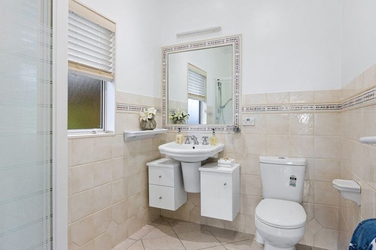 Photo of property in 247 Paremoremo Road, Lucas Heights, Auckland, 0632