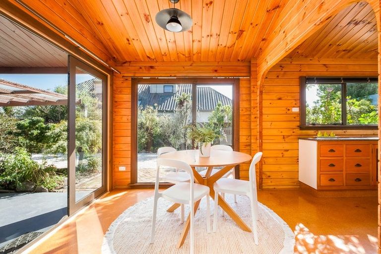 Photo of property in 23 Wiremu Street, Redwood, Christchurch, 8051