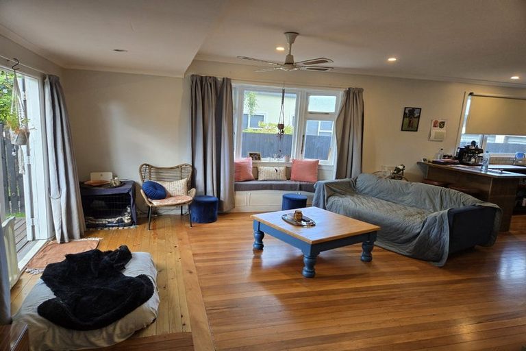 Photo of property in 439 High Street, Rangiora, 7400