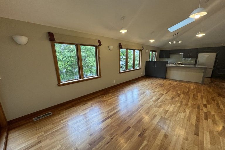 Photo of property in 365 Willis Street, Mount Cook, Wellington, 6011