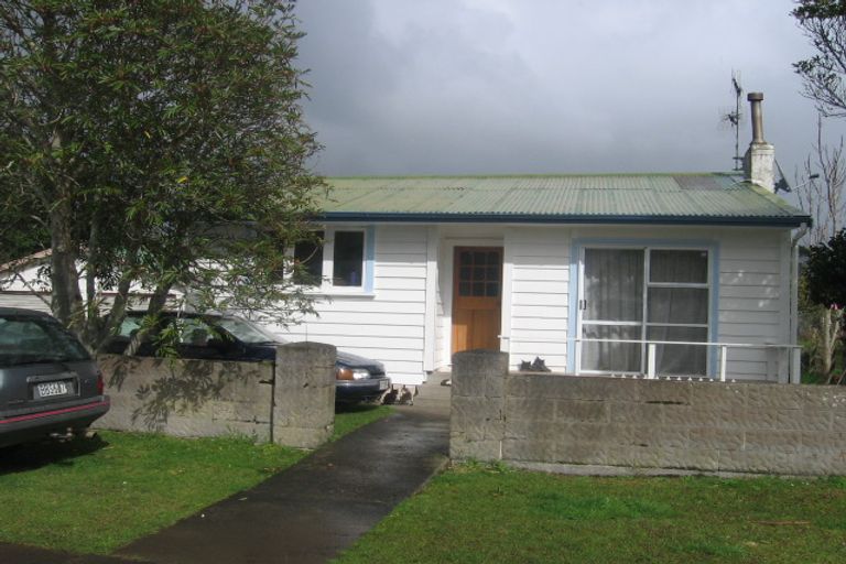 Photo of property in 18 Hospital Road, Te Kopuru, 0371