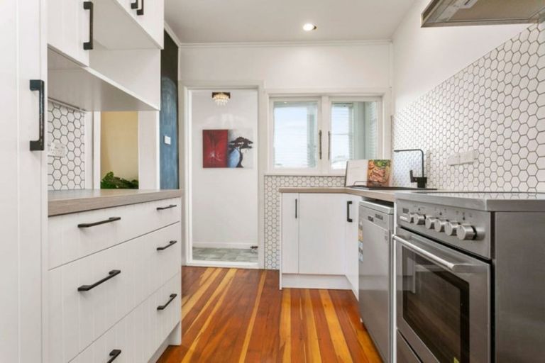 Photo of property in 24b Princes Street, Cambridge, 3434