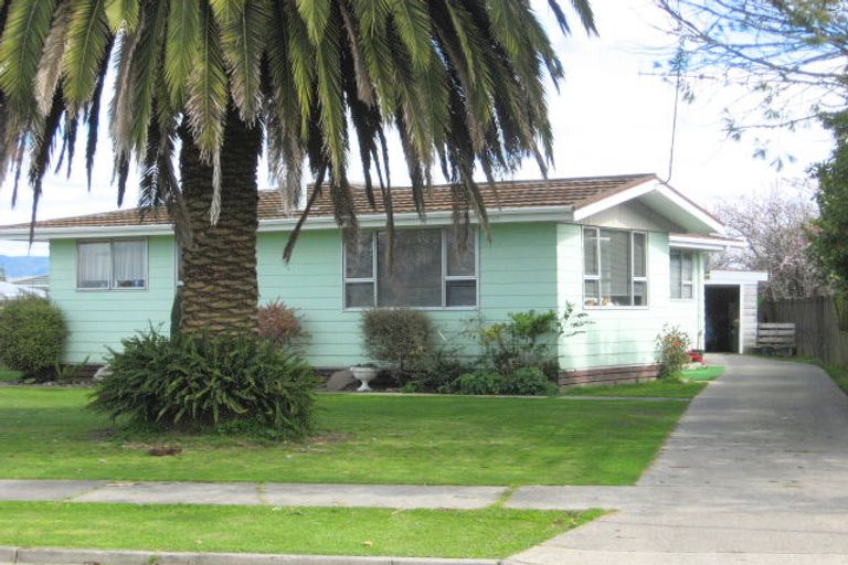 Photo of property in 41 Rata Avenue, Edgecumbe, 3120