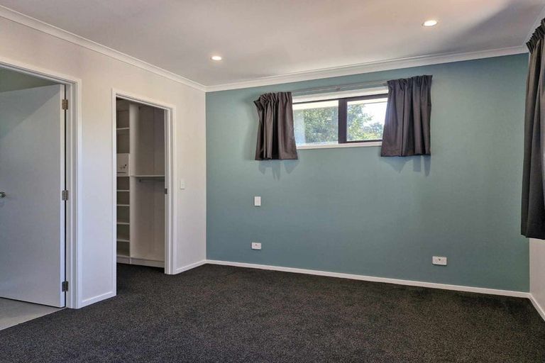 Photo of property in 21 Sycamore Grove, Lower Vogeltown, New Plymouth, 4310