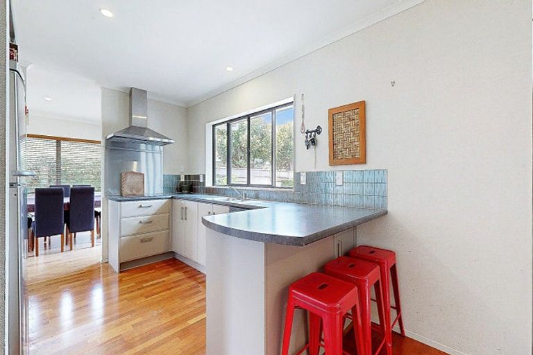 Photo of property in 15 Benner Drive, Ngatea, 3503