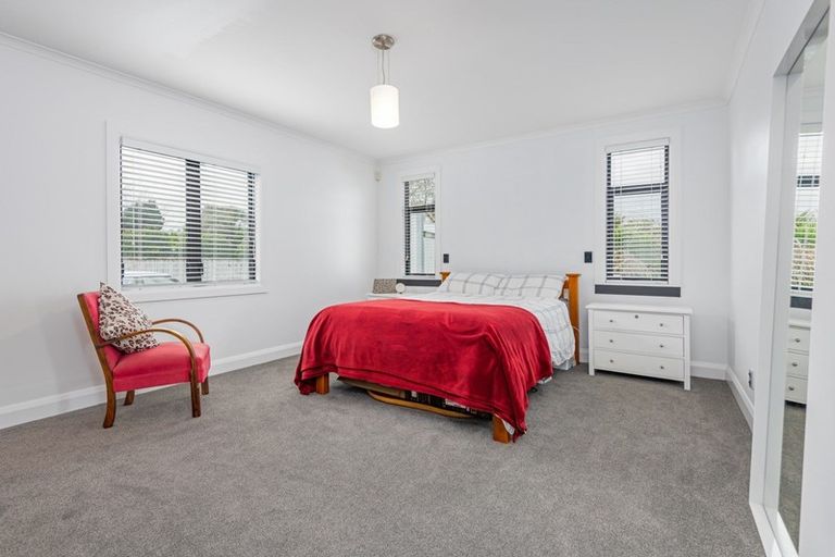 Photo of property in 23 Guy Avenue, Takaro, Palmerston North, 4410