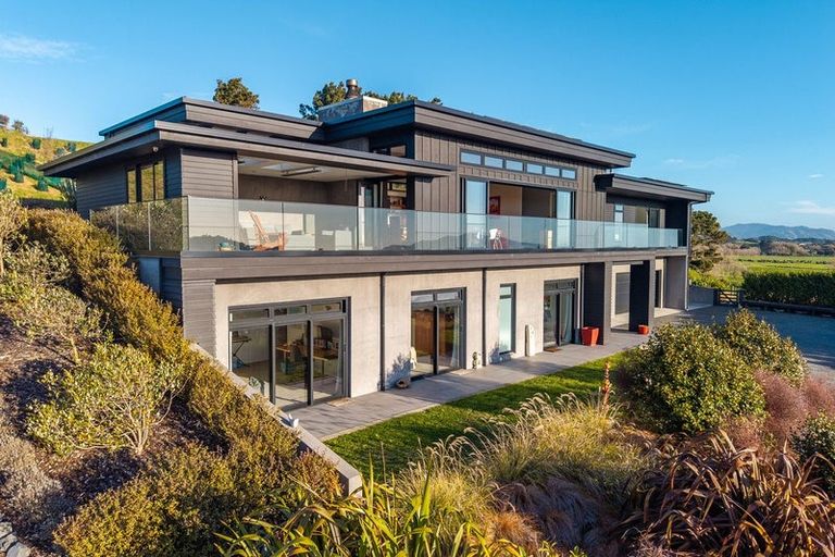 Photo of property in 80 Harakeke Road, Te Horo, Otaki, 5581