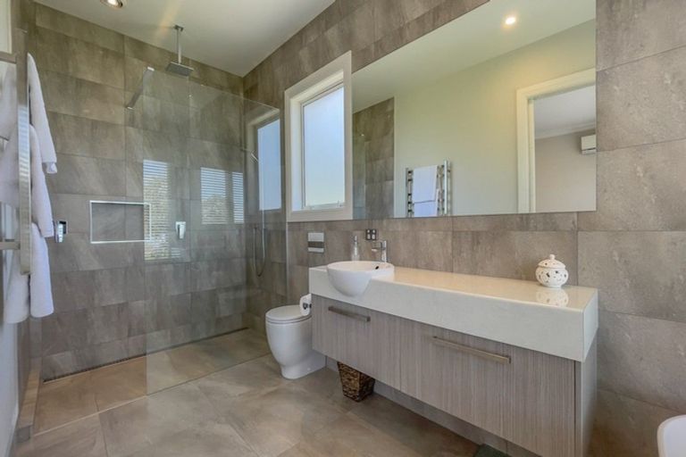 Photo of property in 11 Ngarimu Heights Row, Ngarimu Bay, Thames, 3575