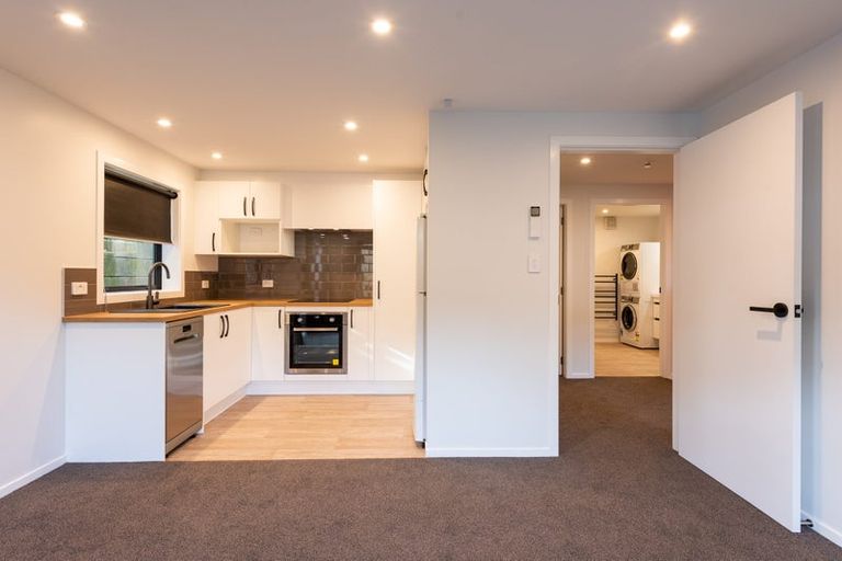 Photo of property in 7 Ninian Street, Highbury, Wellington, 6012