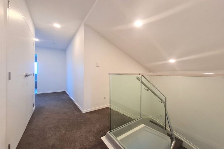 Photo of property in 168 Arran Point Parade, Orewa, 0931