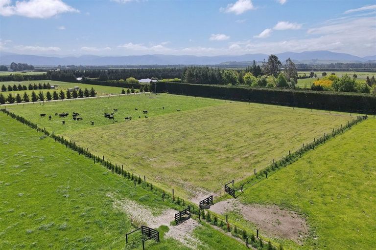 Photo of property in 2489 Tram Road, West Eyreton, 7475