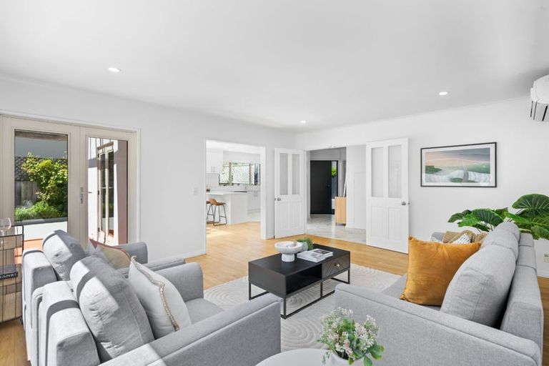 Photo of property in 2/97 Clyde Road, Ilam, Christchurch, 8041