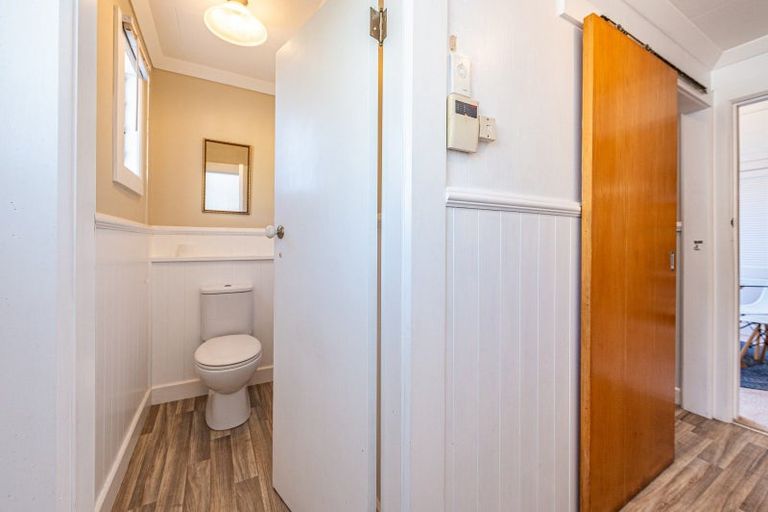 Photo of property in 5 Mason Terrace, Gonville, Whanganui, 4501