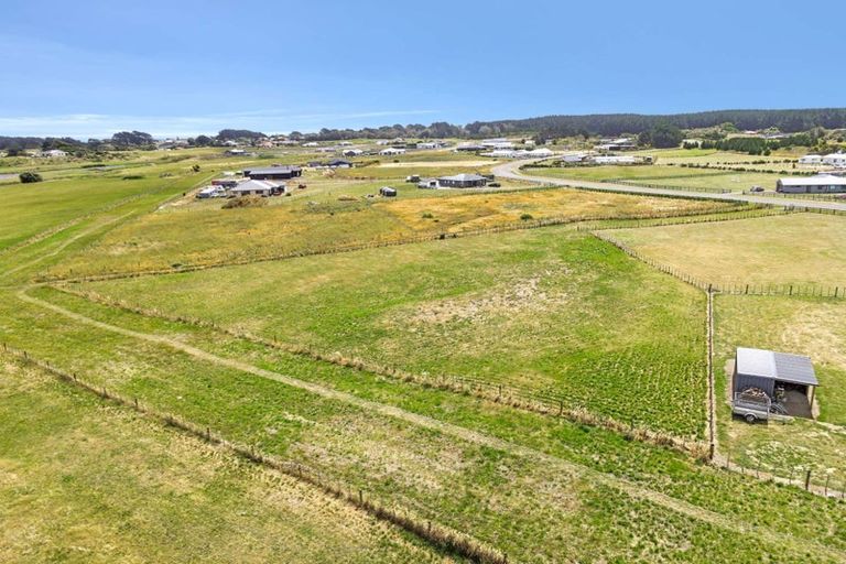 Photo of property in 36 Mowhia Grove, Waitarere, Levin, 5510