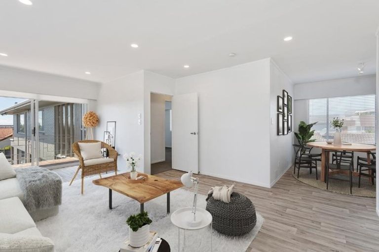 Photo of property in 4/62 Kitchener Road, Milford, Auckland, 0620