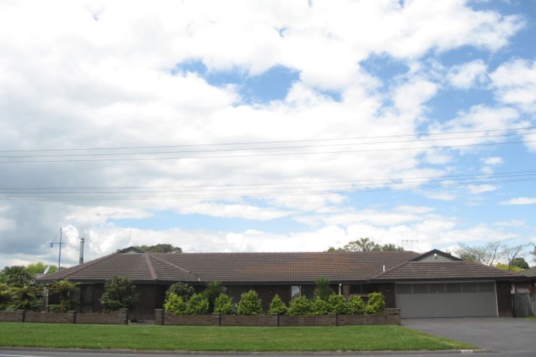 Photo of property in 240 Shakespeare Street, Leamington, Cambridge, 3432