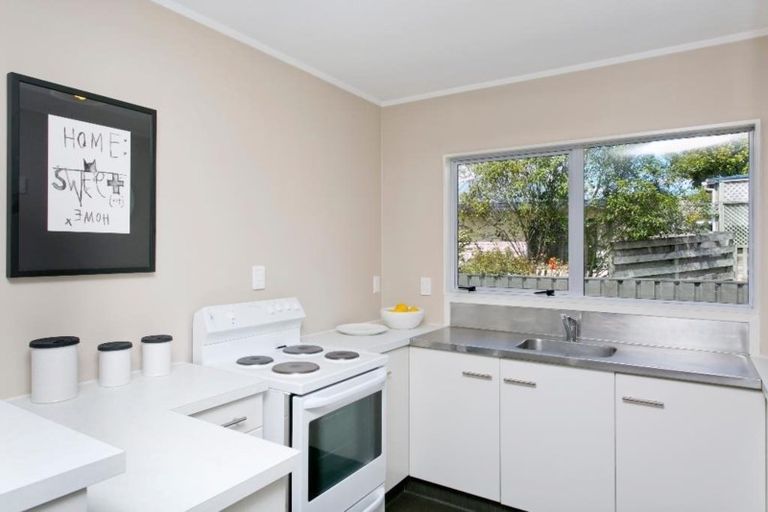 Photo of property in 27 Kiddle Drive, Hilltop, Taupo, 3330