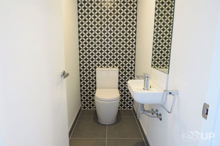 Photo of property in 9/1 Scott Road, Hobsonville, Auckland, 0616