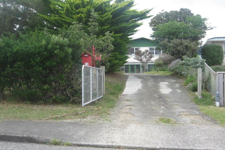 Photo of property in 6 Porter Place, Paekakariki, 5034