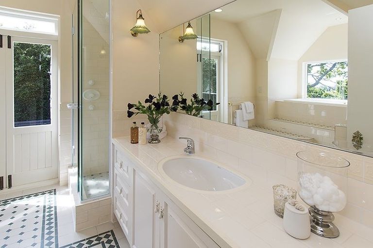 Photo of property in 122 Macleans Road, Bucklands Beach, Auckland, 2014