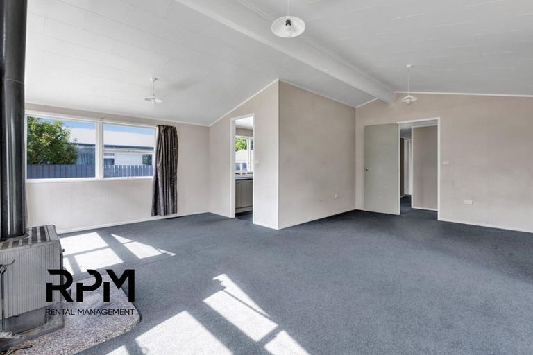Photo of property in 21 Manawapou Road, Hawera, 4610