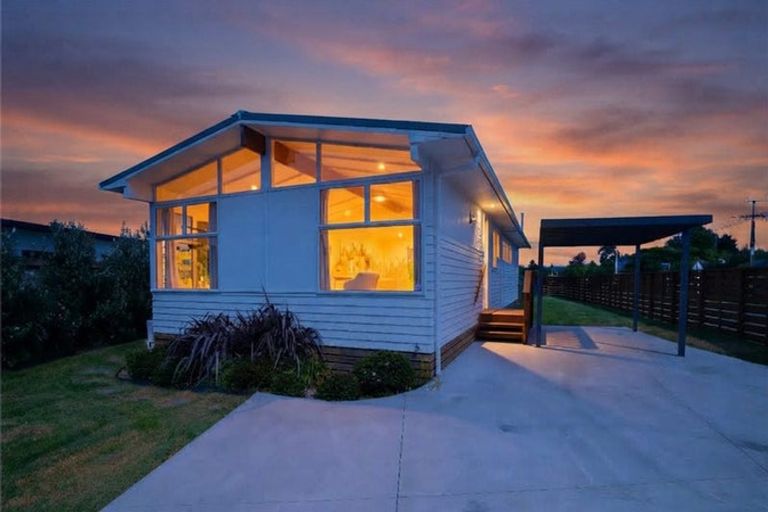 Photo of property in 37 Shoemaker Road, Waipu, 0510
