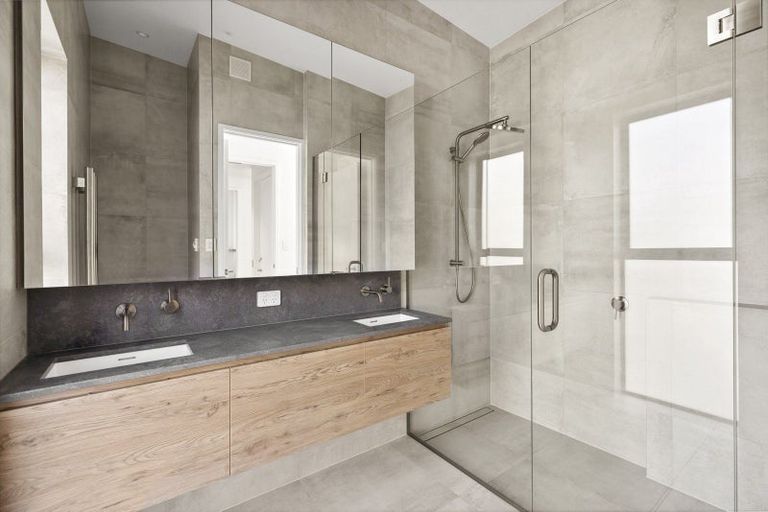 Photo of property in 147b Warren Street, Wanaka, 9305