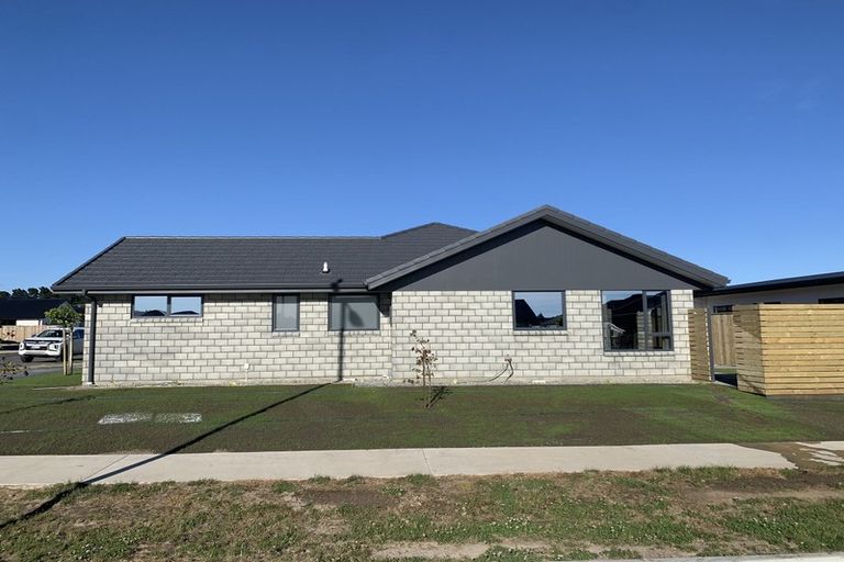 Photo of property in 28 Catalina Crescent, Burleigh, Blenheim, 7201