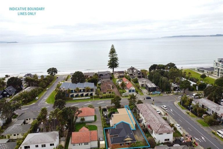 Photo of property in 2/428 Hibiscus Coast Highway, Orewa, 0931