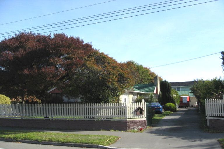 Photo of property in 165 Waimairi Road, Ilam, Christchurch, 8041