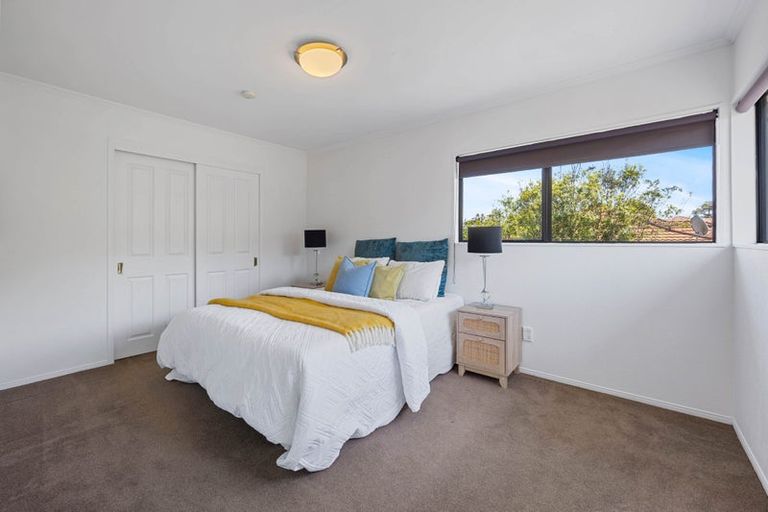 Photo of property in 2/28 Britannia Place, Half Moon Bay, Auckland, 2012