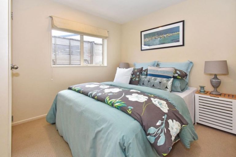 Photo of property in 3a Stevenson Road, Clarks Beach, 2122