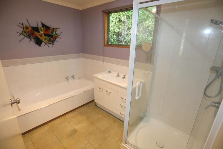 Photo of property in 36a Whareora Terrace, Cashmere, Christchurch, 8022