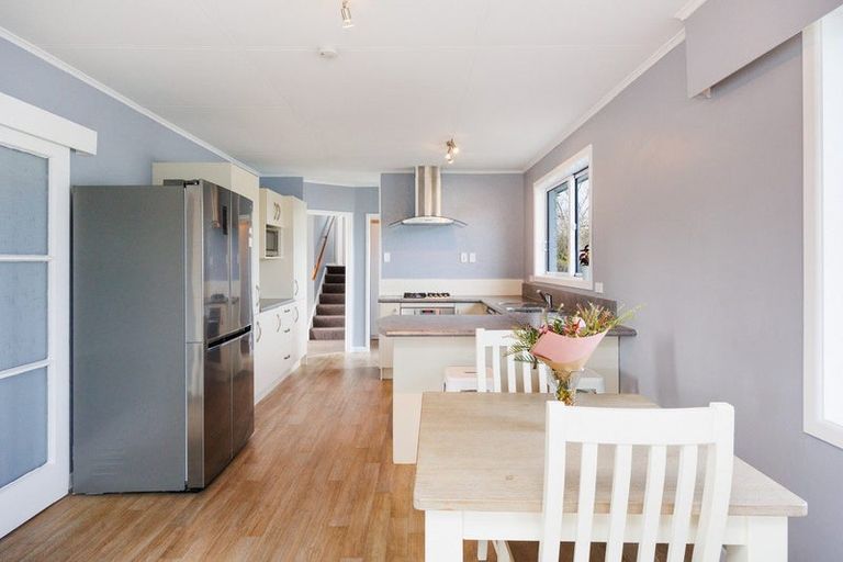 Photo of property in 2 Mcclure Street, Feilding, 4702