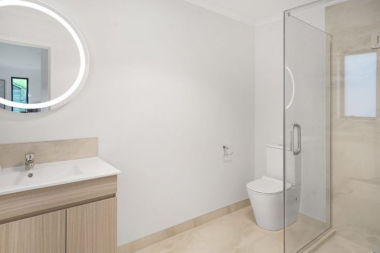 Photo of property in 11 Oku Close, Hillcrest, Hamilton, 3216