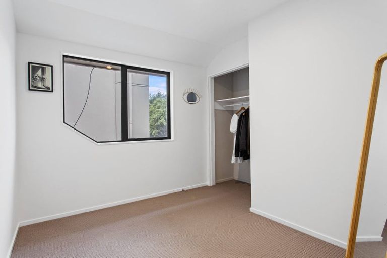 Photo of property in 2/38 Brockworth Place, Riccarton, Christchurch, 8011