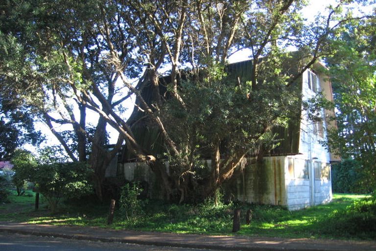 Photo of property in 1 Old Coach Road South, Otaki Beach, Otaki, 5512