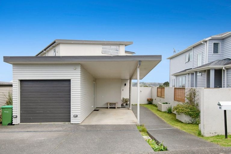 Photo of property in 41 Maylee Crescent, Gulf Harbour, Whangaparaoa, 0930