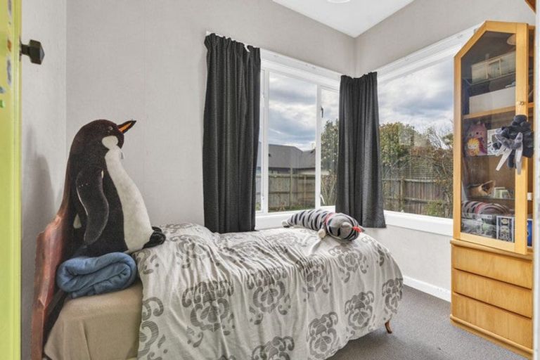 Photo of property in 21 Symes Road, Wigram, Christchurch, 8042
