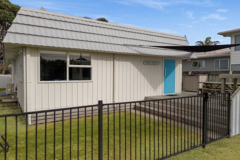 Photo of property in 7b Taylor Road, Papamoa Beach, Papamoa, 3118
