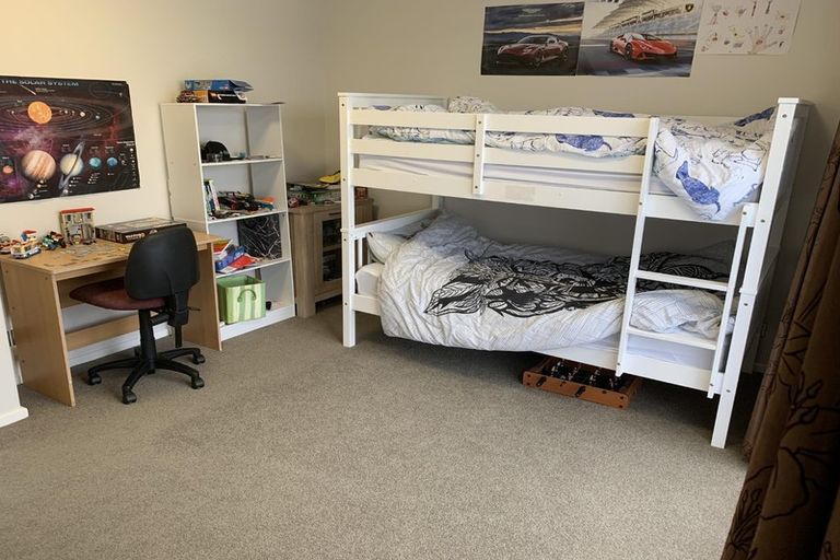 Photo of property in 15 Vincent Lane, Hobsonville, Auckland, 0616