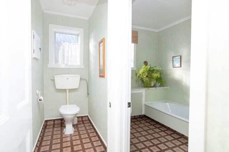 Photo of property in 8 Thyra Street, Dannevirke, 4930