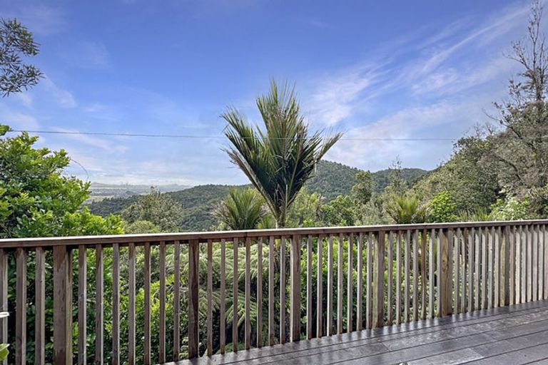 Photo of property in 144 Opanuku Road, Henderson Valley, Auckland, 0612